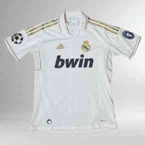 Maillot Real Madrid 2011 2012 Taille 16a dans Maillots d'équipes de clubs de football taille Enfant